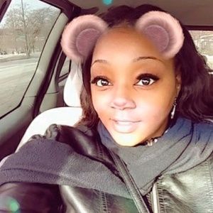 Meet your Posher, Lakisha